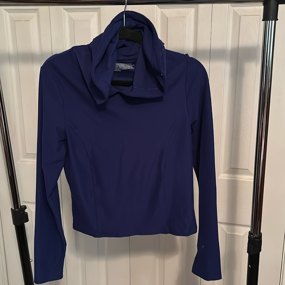 Victoria’s Secret ON POINT FLOW Hoodie - Picture 1 of 3